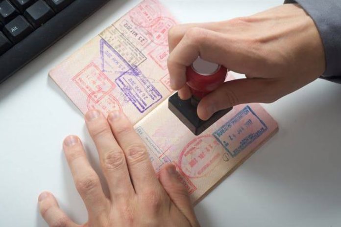 تأشيرات الإقامة في الإمارات العربية المتحدة